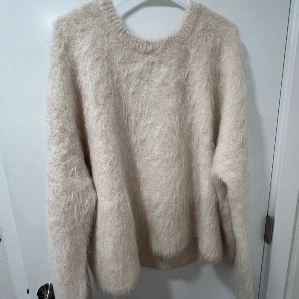 Toteme Cozy Cream Alpaca Sweater
